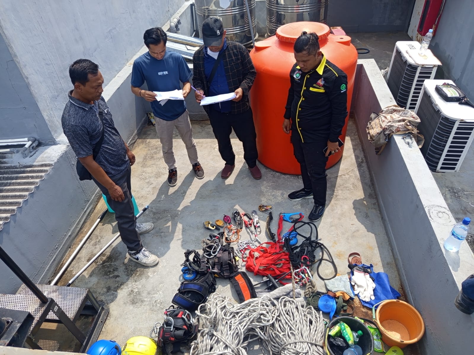 Pengecekan Alat Safety
